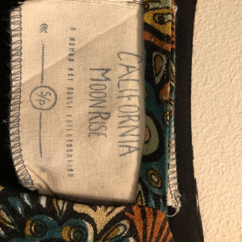 Ladies Top - Picture 2 of 2